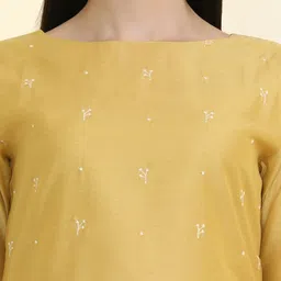 Jaipur Kurti Floral Embroidered Chanderi Silk Kurta with Trousers & Dupatta image 2