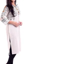 Inara Robes Women Multi Kurtas image 4
