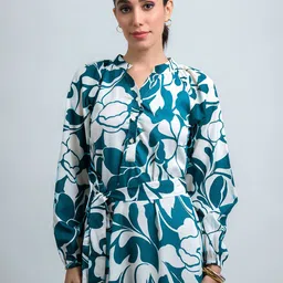 The Roadster Lifestyle CO Printed Puff Sleeve Mandairan Collar Fit And Flare Midi Dress image 5