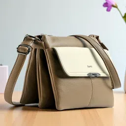 Exotic Women Colourblocked Structured Shoulder Bag-image-25