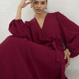 FEMMELLA V-Neck Tie-Ups Detail Maxi Dress image 2