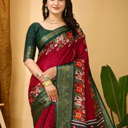 KALINI Kalamkari Printed Zari Sungudi Saree with Matching Blouse-image-39
