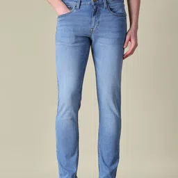 U.S. Polo Assn. Denim Co. Men Tapered Fit Mid-Rise Light Fade Stretchable Jeans image 3