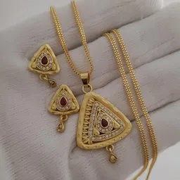 niva fashion Gold-Plated Stone Stud Floral Pendant with Chain And Earrings-picture-33
