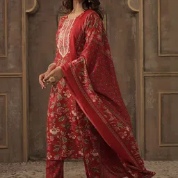 Indo Era Floral Printed Round Neck Straight Kurta With Trousers & Dupatta image 4