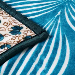 MAGICAL Blue & White Geometric Mink 500 GSM Double Bed Blanket-image-81
