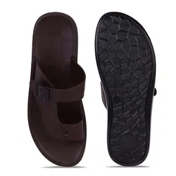 PENNEN Men Lightweight Comfort Sandals With Buckle Detail image 5