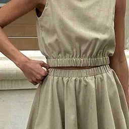 Outzidr Sleeveless Round Neck Top With Skirt Co-Ords Set image 2