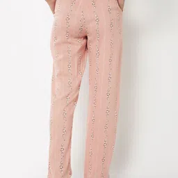 max Wpmen Floral Printed Mid Rise Lounge Pants image 5