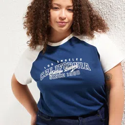 Trendyol Women Printed High Neck T-shirt image 3