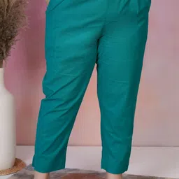 DressBerry Women Green Cotton Solid Regular Trousers image 3