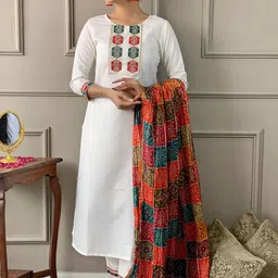 CaniBani Women Ethnic Motifs Embroidered Regular Thread Work Kurta with Trousers & With Dupatta image 3
