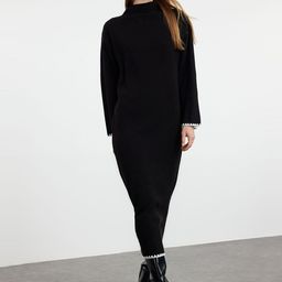 Trendyol Solid Mock Neck A-Line Midi Dress-picture-34