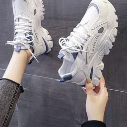 t-rock Running Shoes For Women image 1