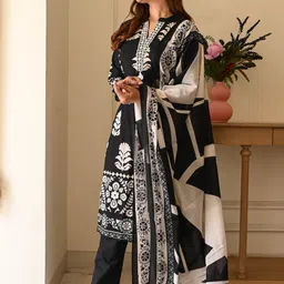 Divastri Women's Printed Cotton Kurta Pant Dupatta Set image 2