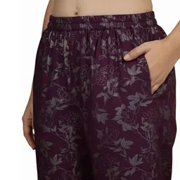 Putchi Women Floral Printed Regular Kurta with Trousers image 2