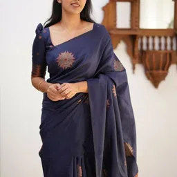 CANIZZARO Woven Design Zari Silk Blend Banarasi Saree image 2