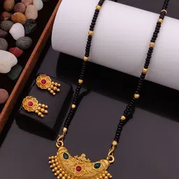 Bhanu diam Gold-Toned Alloy Jewellery Set-image-15