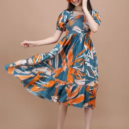 DEKLOOK Crepe Fit & Flare Midi Dress-picture-44