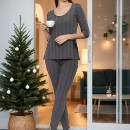 TRENDY RABBIT Women Round Neck Striped Thermal Set-image-92