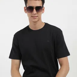 Calvin Klein Jeans Men Solid Round Neck Cotton T-shirt image 1