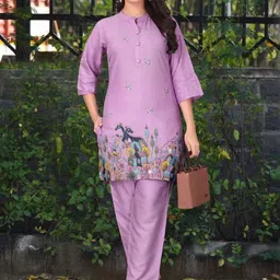 DESI RIWAAZ Women Ethnic Motifs Printed Regular Thread Work Kurti with Trousers-picture-11