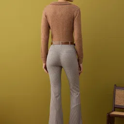 Trendyol Women Checked Bootcut Mid-Rise Trousers image 4