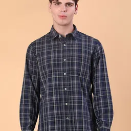 V-Mart Men Checked Spread Collar Cotton Dobby Casual Shirt-image-74