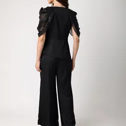 BLANC9 V-Neck Top & Trousers image 4