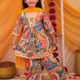 THE WEAVERS SHOP BY RAAVI Girls Floral Printed Empire Pure Cotton Kurta with Palazzos & With Dupatta-picture-34