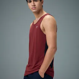 Technosport Slim Fit Scoop Neck Sports Innerwear Vest with Technocool+ MVP776BRDSML image 4