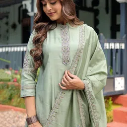 SheChoiceFAB Women Ethnic Motifs Embroidered Panelled Thread Work Kurta with Trousers & With Dupatta image 2
