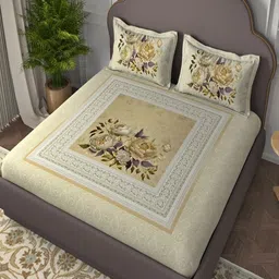 Bedirah Living Cream-Coloured Floral King Bedsheet with 2 Pillow Covers image 2