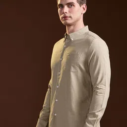 THE BEAR HOUSE Men Slim Fit Opaque Casual Shirt image 4