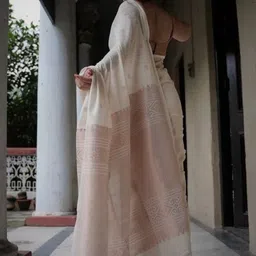 Freezeit Women Ethnic Motifs Woven Design Saree With Blouse Piece image 3