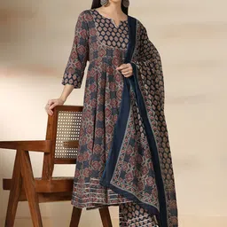 Mizaz Women Ethnic Motifs Printed Anarkali Pure Cotton Kurta With Trousers & Dupatta image 2