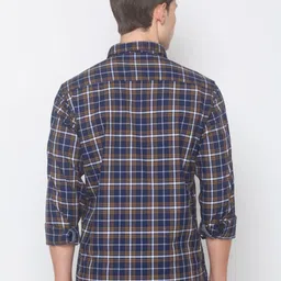 SNX Men Tailored Fit Checked Casual Shirt image 5
