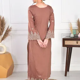 Moda Rapido Women Floral Embroidered Thread Work Kurta with Palazzos & With Dupatta image 2