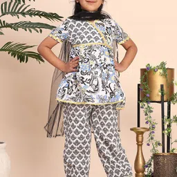 Cutiekins Girls Floral Printed V-Neck Gotta Patti A-Line Kurta With Palazzo & Dupatta-image-82
