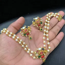 Rujve Jewellery Gold-Plated Stone Studded & Beaded Jewellery Set-picture-13