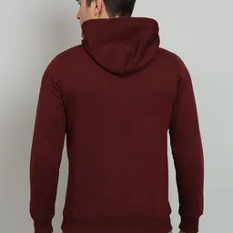 OAKWYN Men Printed Hooded Sweatshirt image 3