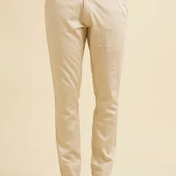 Manyavar Men Mandarin Collar Embroidered Sherwani image 5