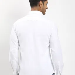Indian Terrain Men Classic Fit Textured Spread Collar Pure Cotton Casual Shirt image 4