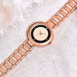 SWADESI STUFF Women Dial & Straps Analogue Watch W312 ROSEGOLD image 4