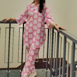 KALINI Women Floral Printed Regular Kurti with Trousers-image-36