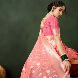 Sangria Woven Design Banarasi Saree With Blouse Piece image 5