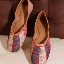 SIRDENILL Women Textured Mojaris-picture-15