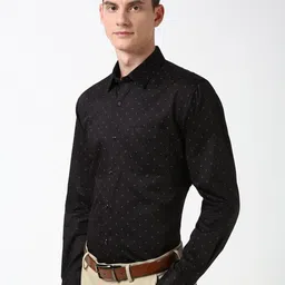 Peter England Men Spread Collar Conversational Printed Cotton Formal Shirt image 3