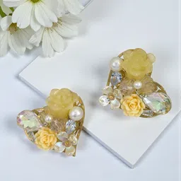 AVANT-GARDE PARIS Heart Shaped Studs Earrings image 4