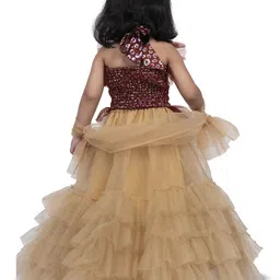 Twisha Girls Embellished Halter Frilled Top With Layered Ghaghra Skirt With Dupatta image 2